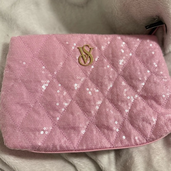 Victoria Secret Sequin Cosmetic Clutch Sparkly Pink! - Picture 1 of 13